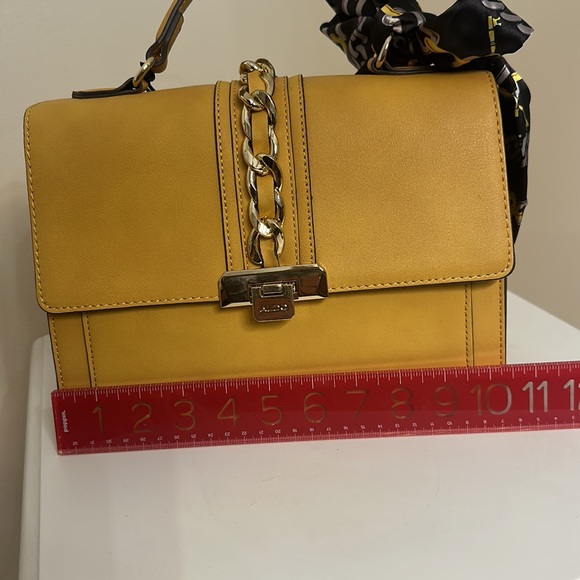 ALDO yellow/gold faux leather handbag with scarf NWT - Picture 13 of 14